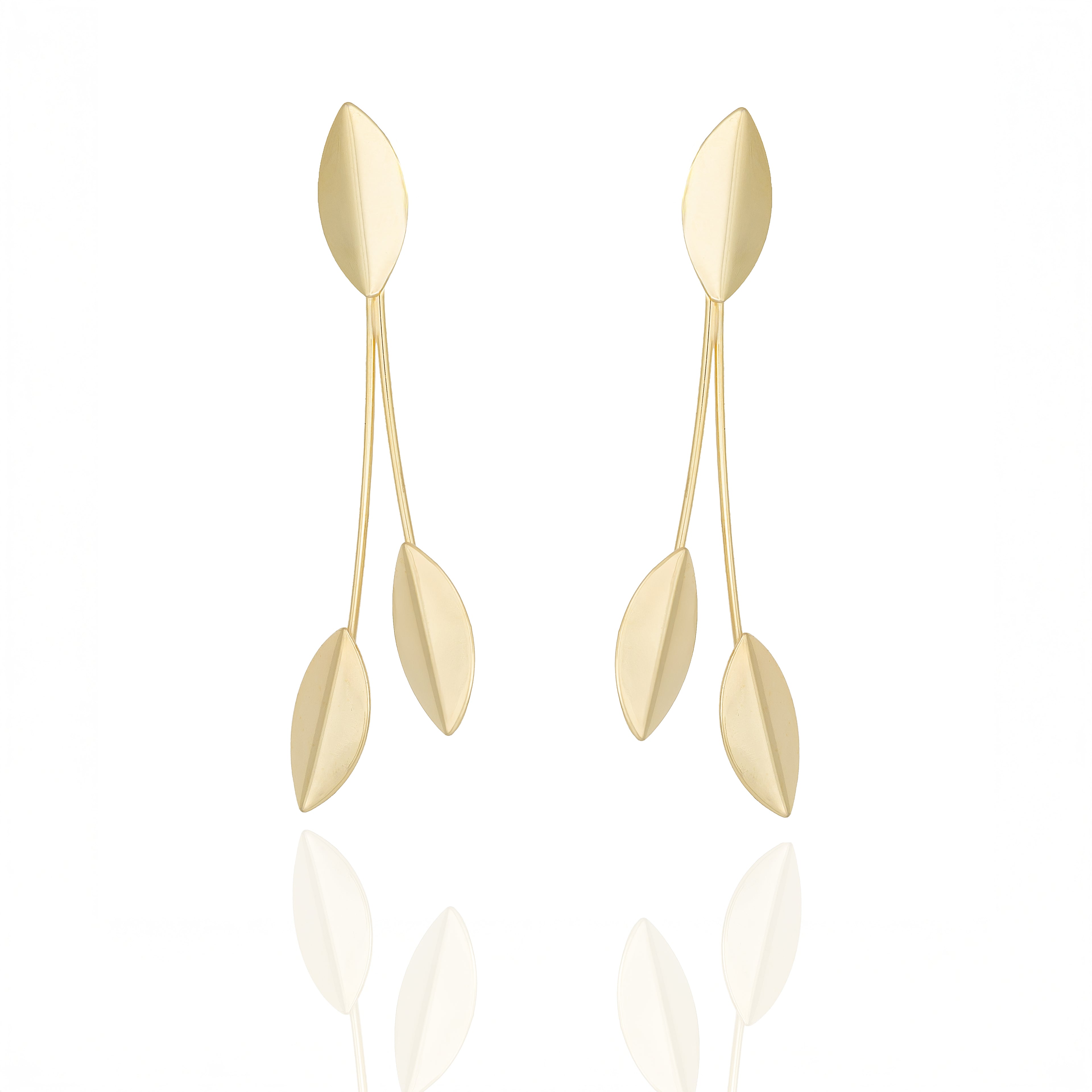 Gold dangle earrings with sculpted leaf design. Lightweight, hypoallergenic, and elegant — refined organic geometry by Dramma®.