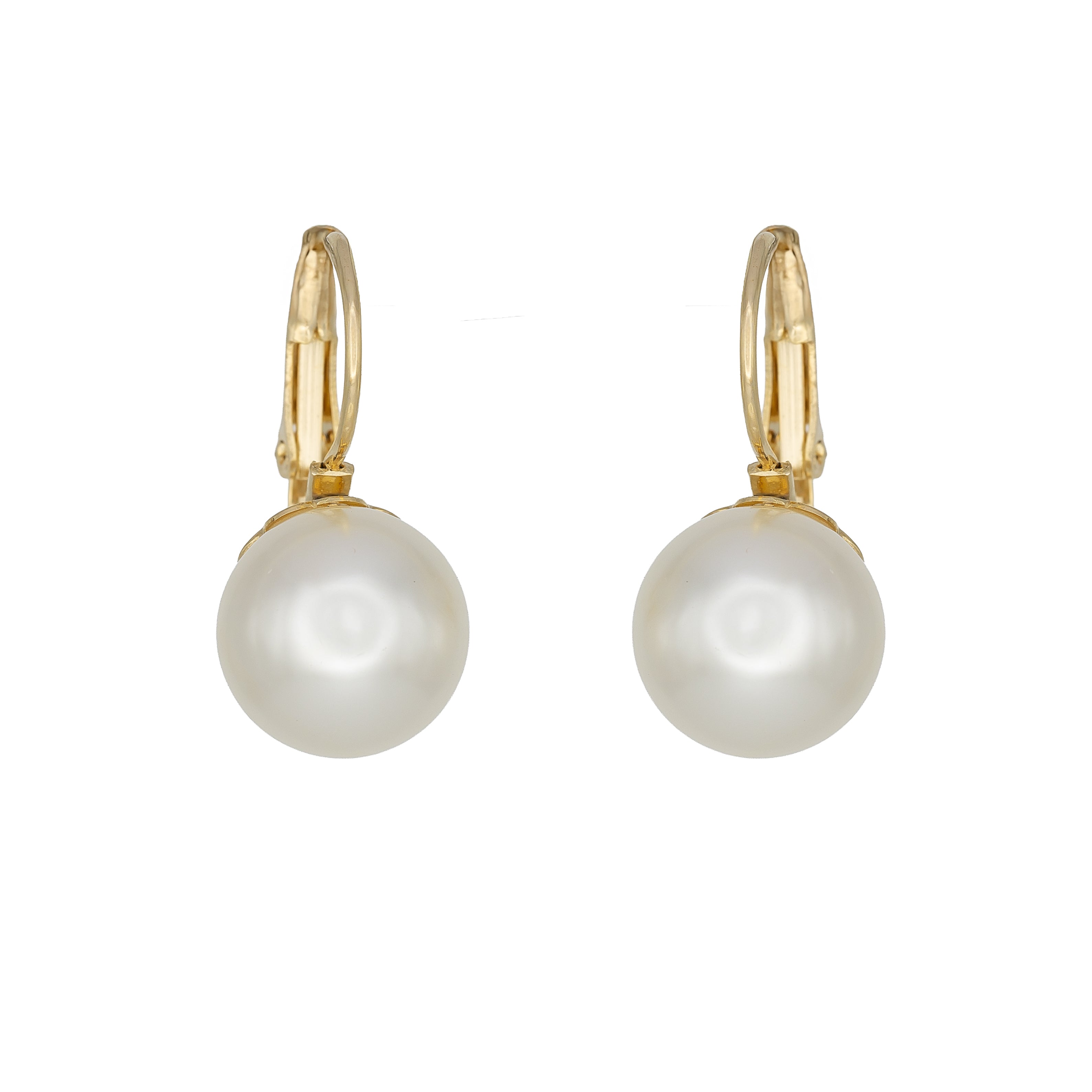 Minimalist gold leverback earrings with a glossy pearl drop. Elegant, lightweight, hypoallergenic. A classic reimagined for the modern wearer by DrammaⓇ.

