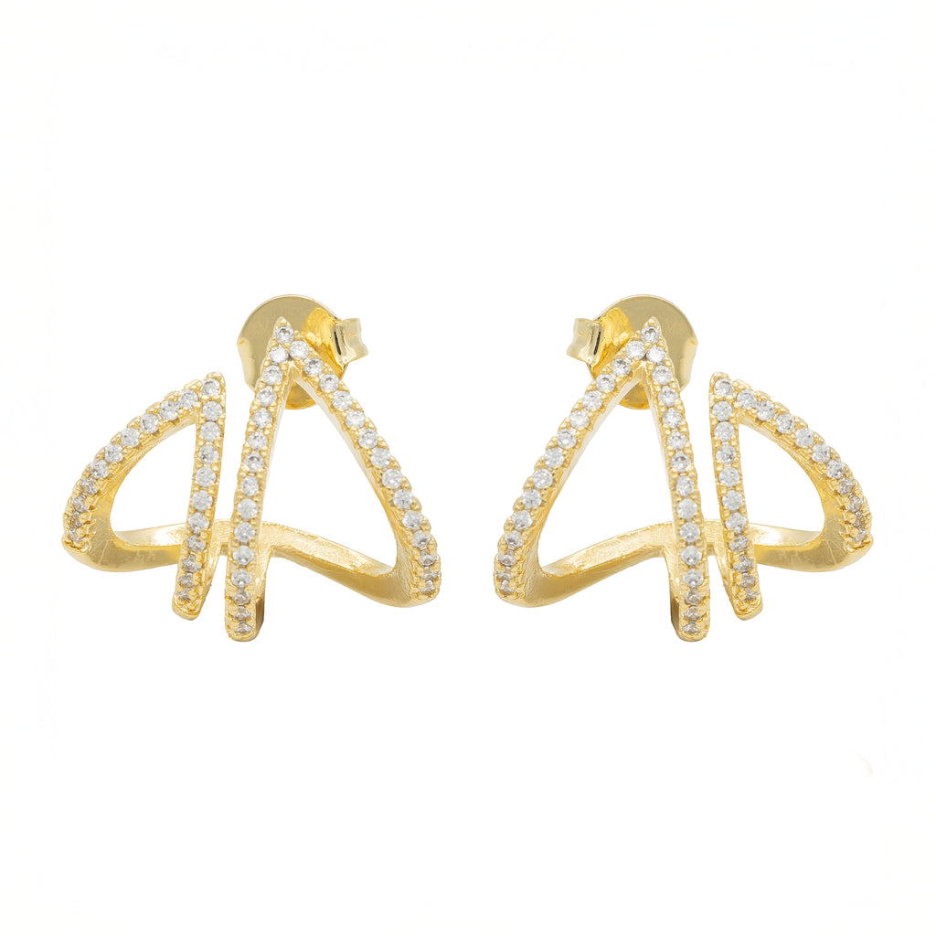  Stellar Angle earrings: sculptural asymmetry, crystal shine, and graphic attitude in a lightweight gold silhouette. Designed for bold style by DrammaⓇ.