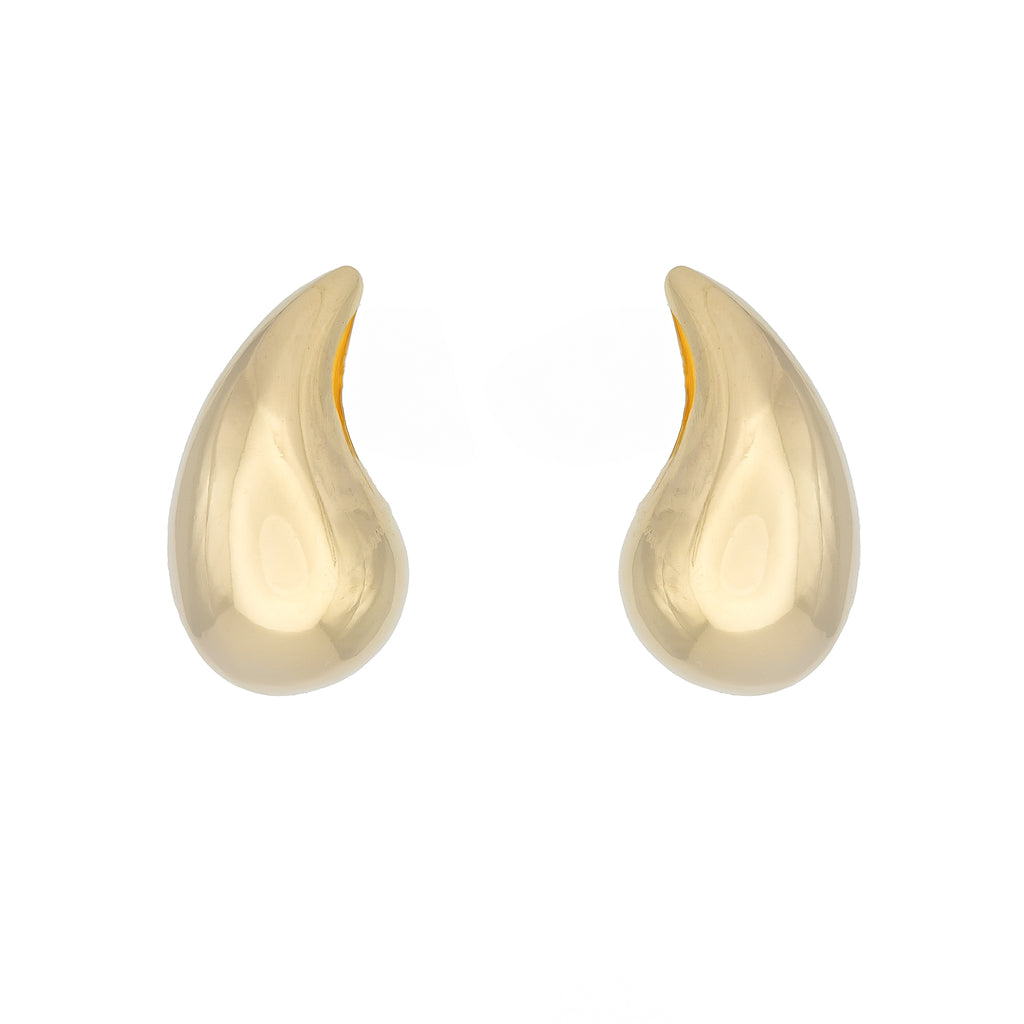 Bold gold drop earrings with sculptural teardrop silhouette. Lightweight, hypoallergenic, and refined by Dramma®.
