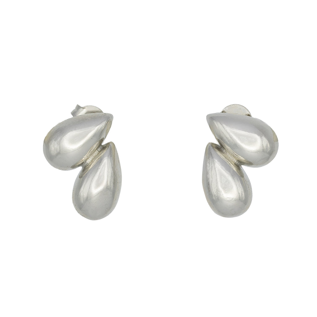 Sculptural silver teardrop studs with mirrored design. Lightweight, modern, and hypoallergenic — refined minimalism by Dramma®.
