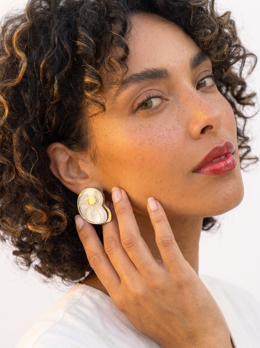 Ethereal Flow subtle Earrings