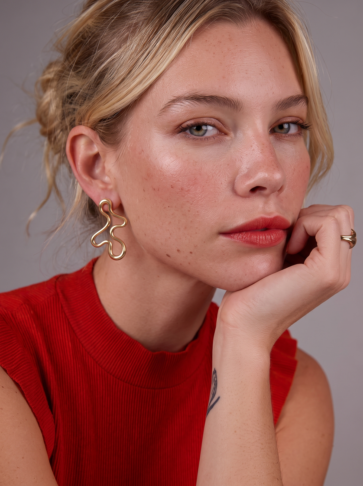Lineflow Earrings | Gold