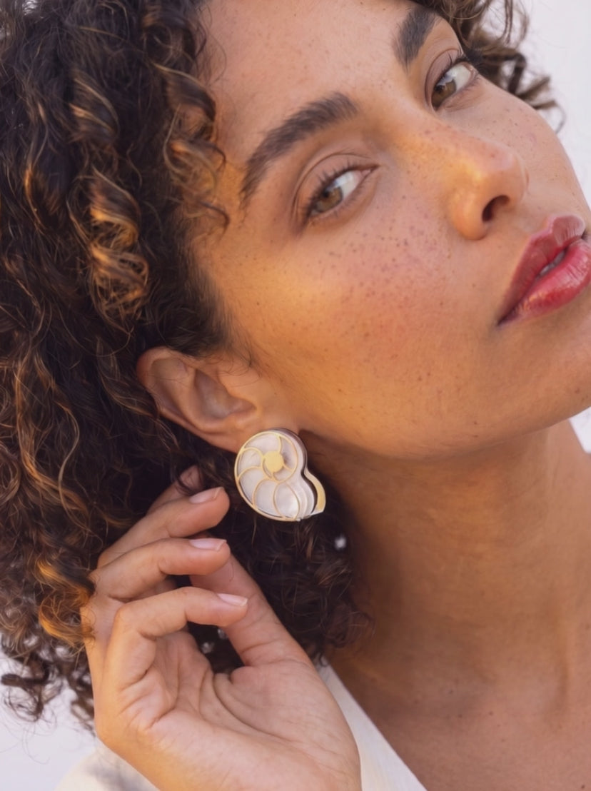 Ethereal Flow subtle Earrings